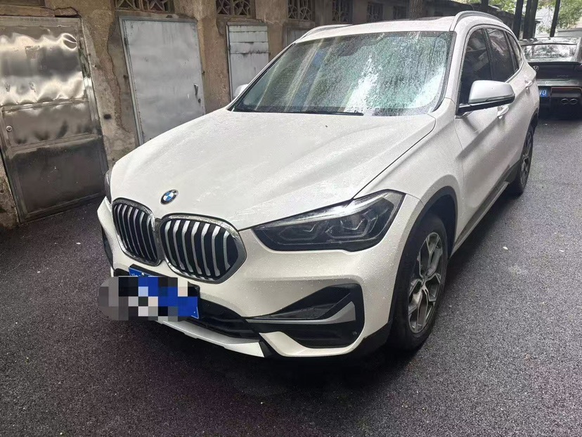 BMW X1 2022 car image 