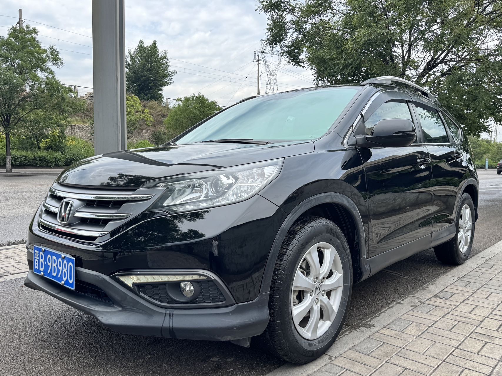 Honda CR-V 2013 Honda CR-V 2013 car image