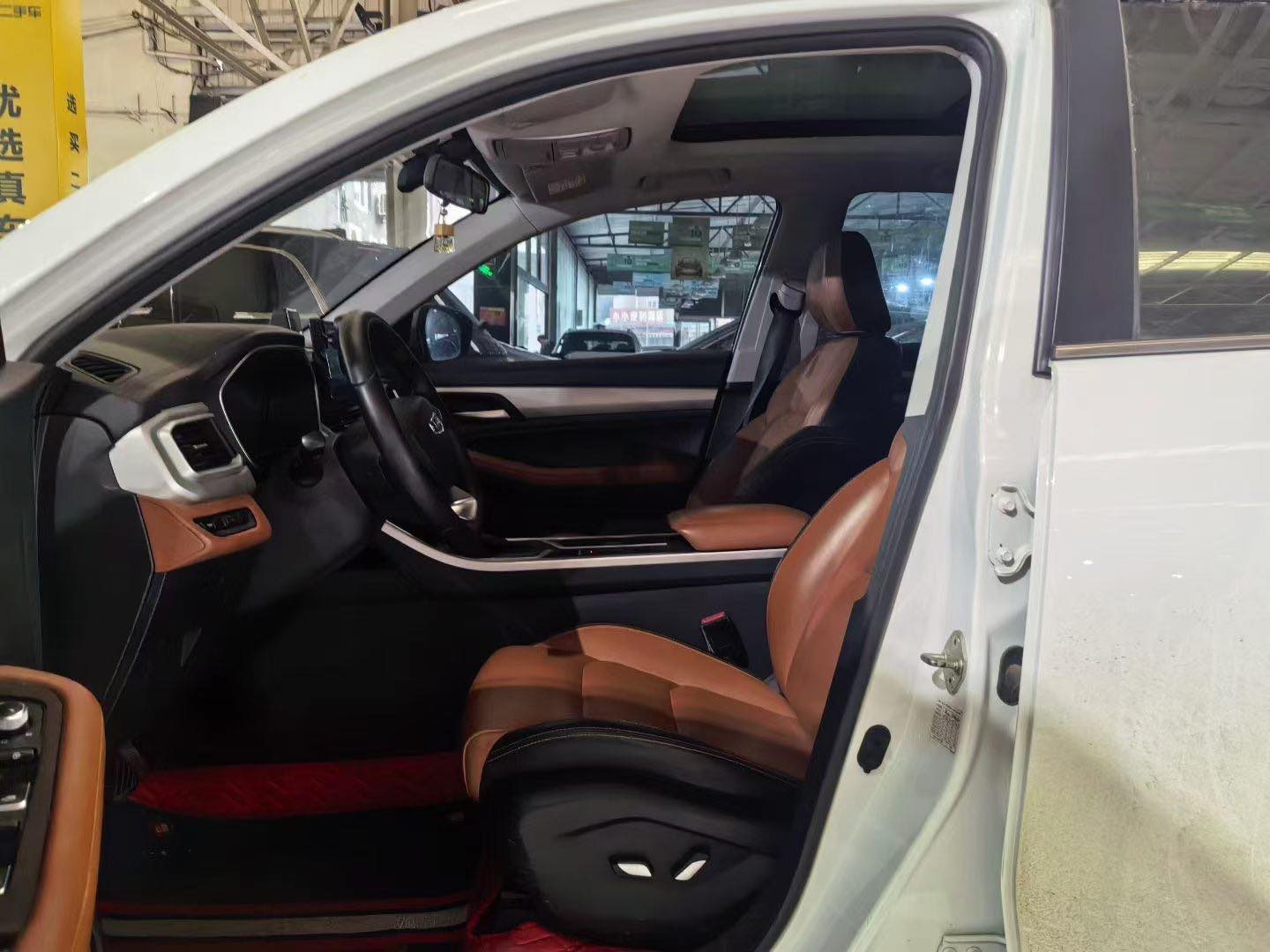 GEELY Vision X6 2019 #2 GEELY Vision X6 2019 car image #2
