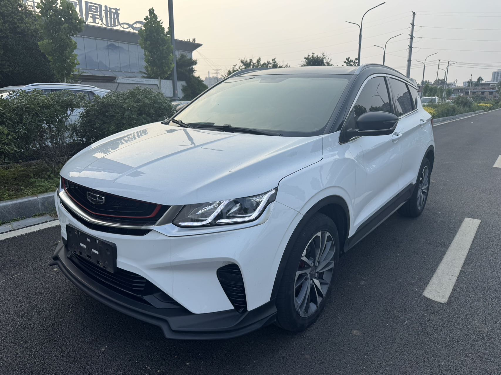GEELY Coolray 2020 car image 