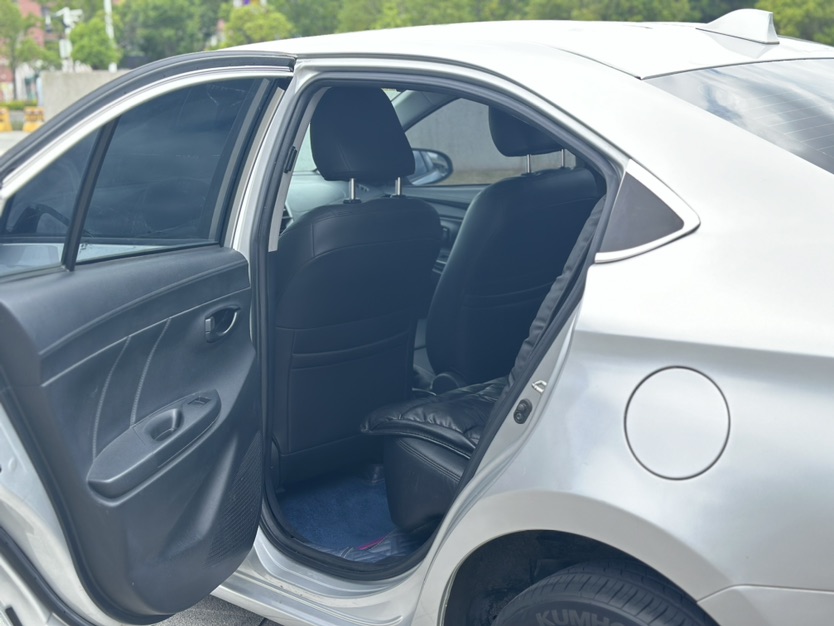 Toyota Vios 2017 #6 Toyota Vios 2017 car image #6