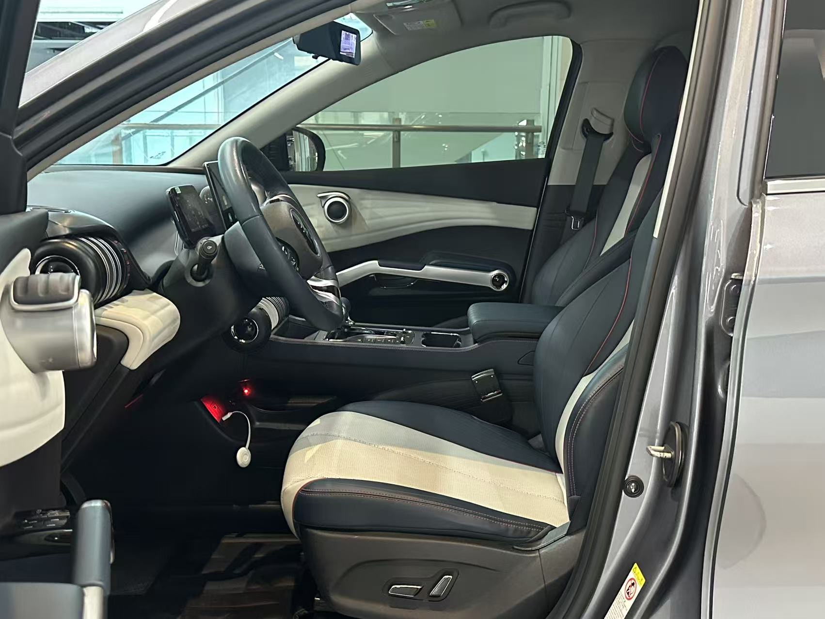 BYD Yuan Plus 2023 #4 BYD Yuan Plus 2023 car image #4