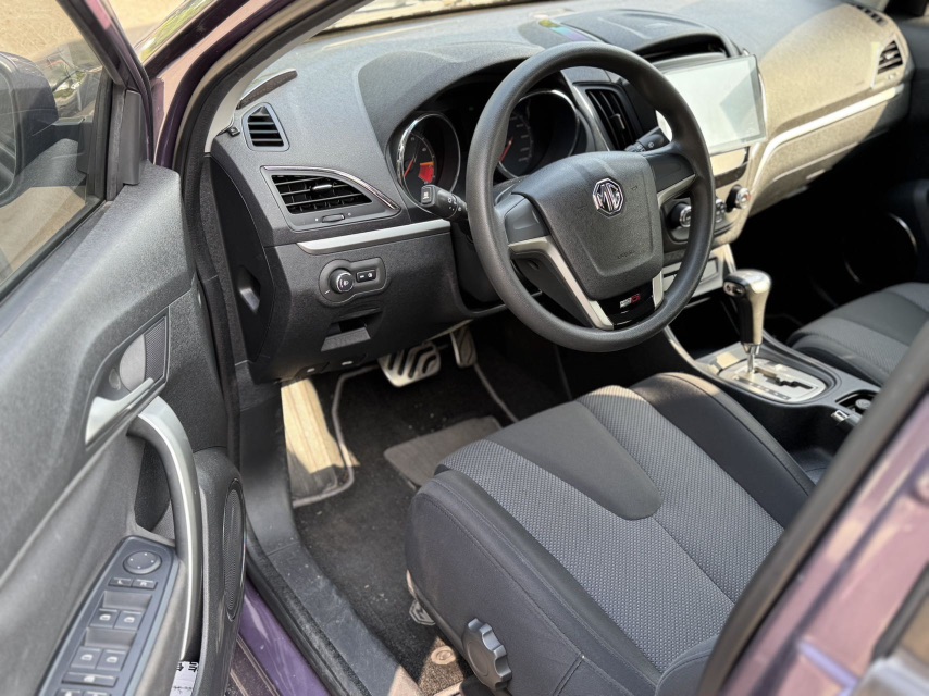 MG 5 2014 #3 MG 5 2014 car image #3