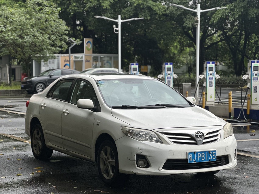 Toyota Corolla 2012 car image 