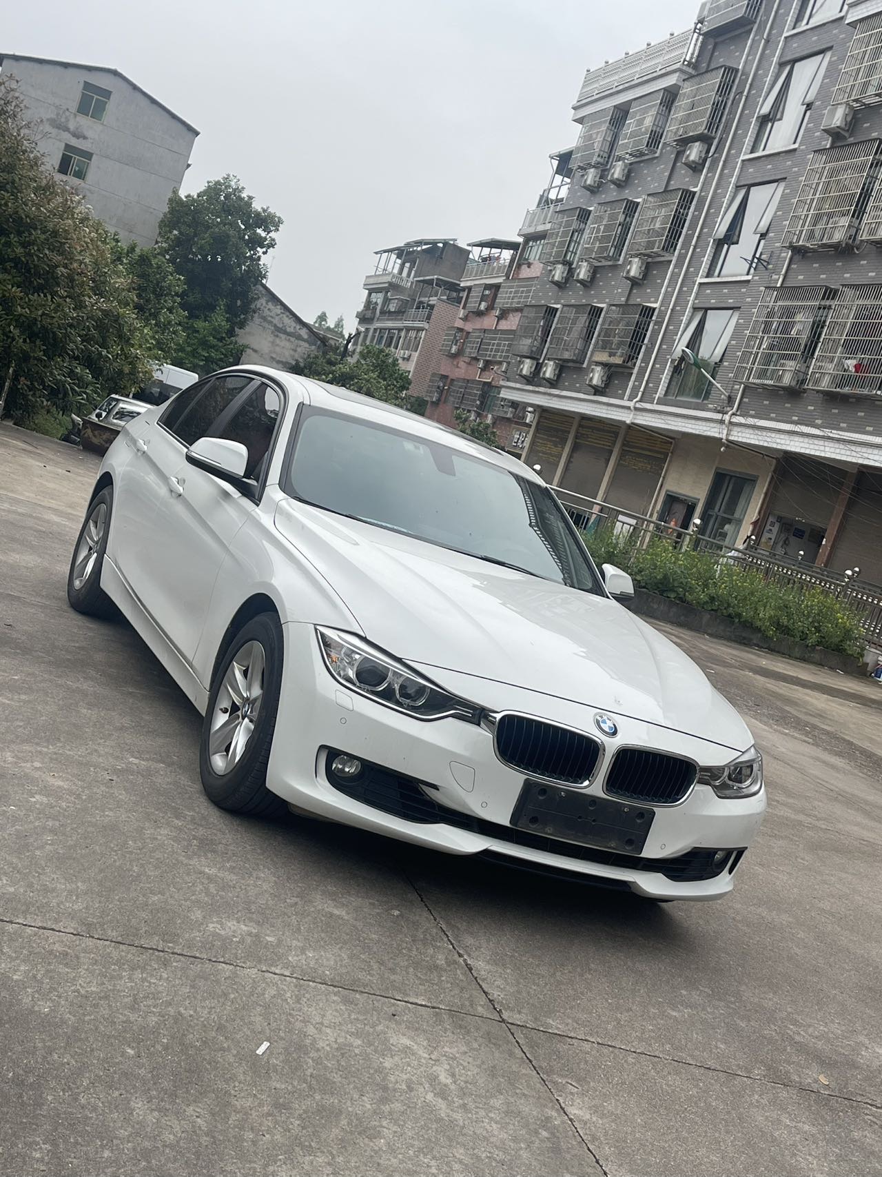 BMW 3 Series 2015 BMW 3 Series 2015 car image