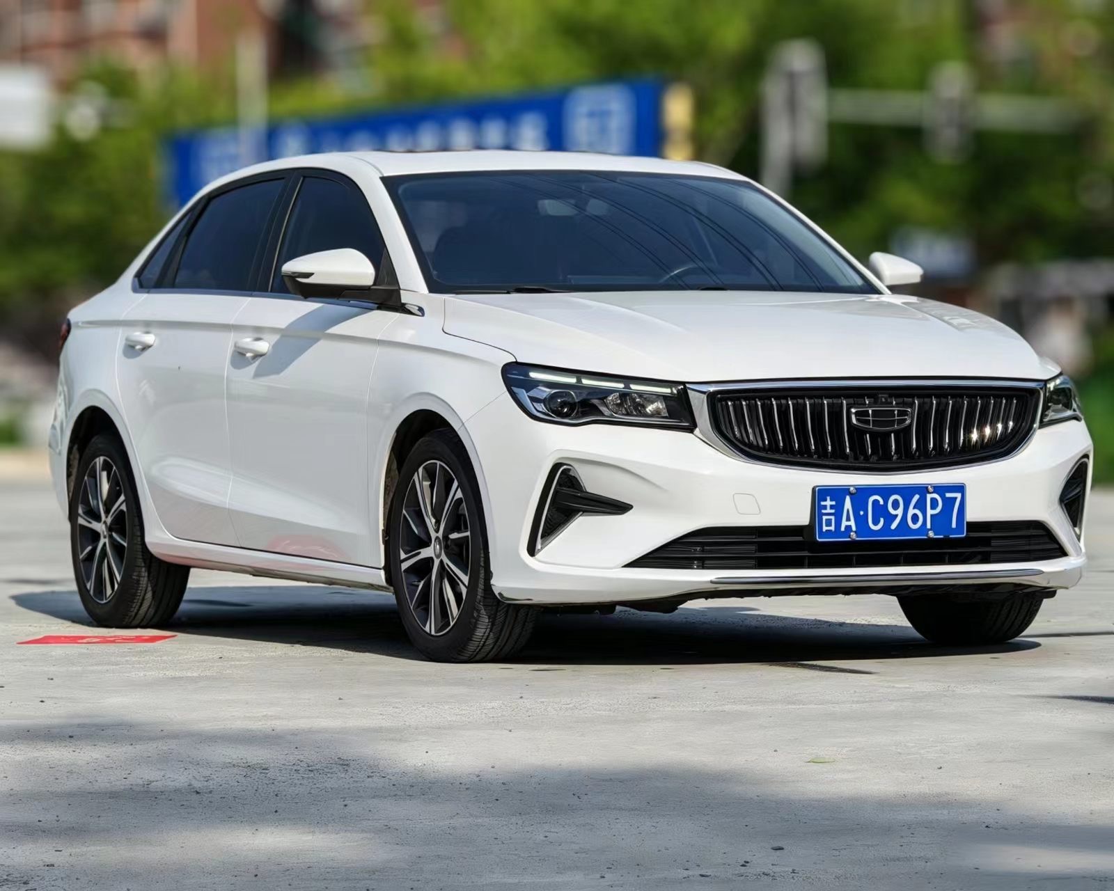 GEELY Emgrand 2022 #3 GEELY Emgrand 2022 car image #3
