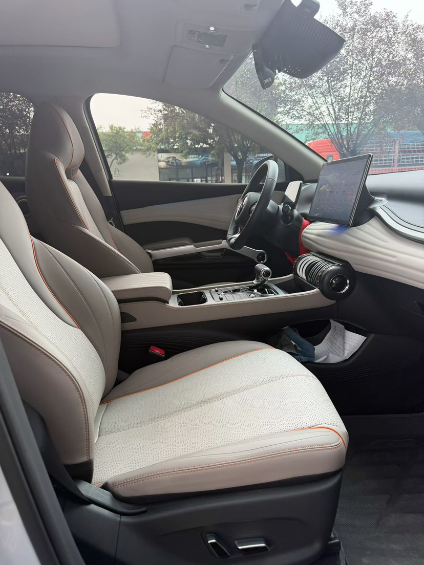 BYD Yuan Plus 2025 #5 BYD Yuan Plus 2025 car image #5