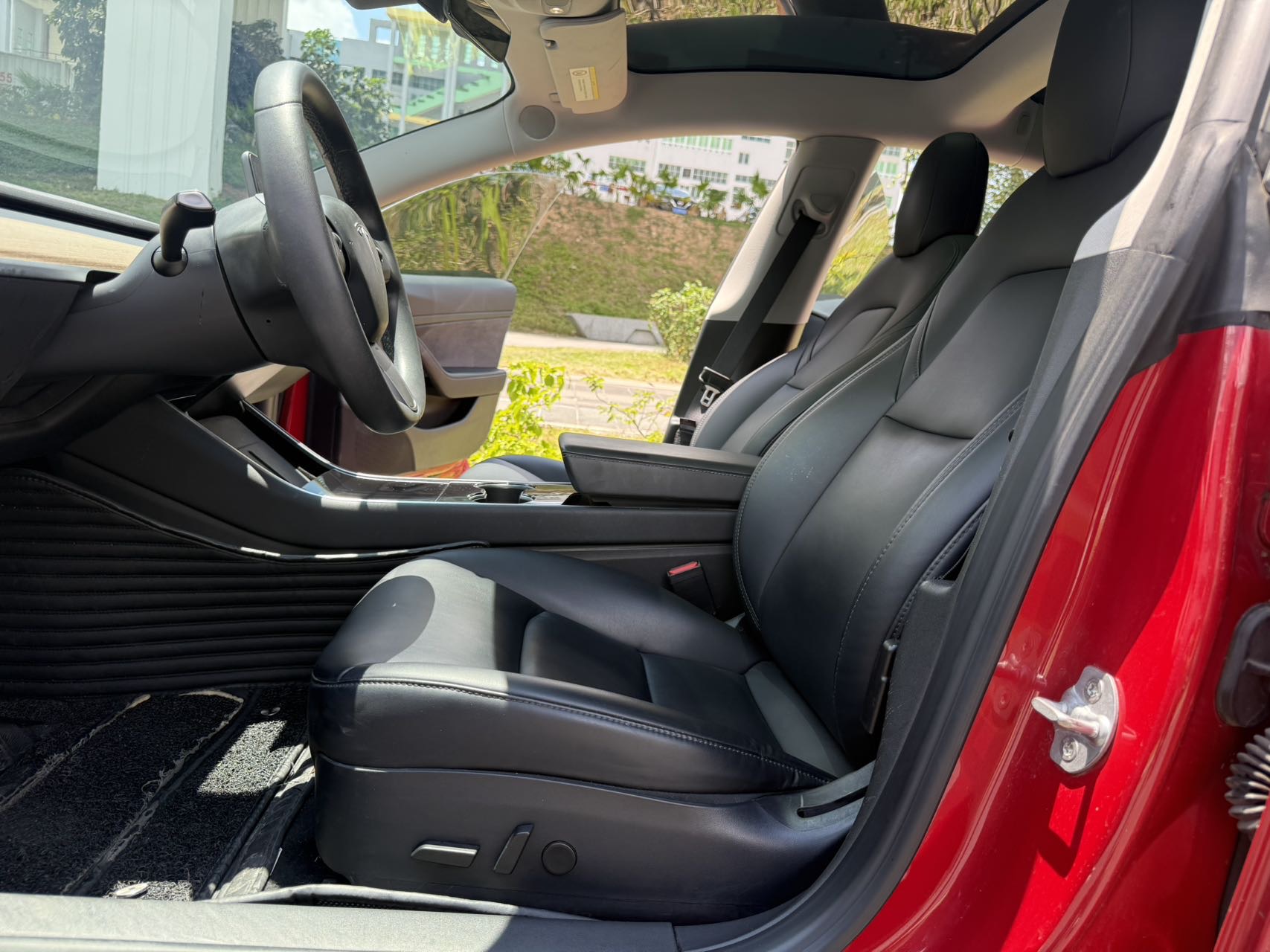 Tesla Model 3 2020 car image #10