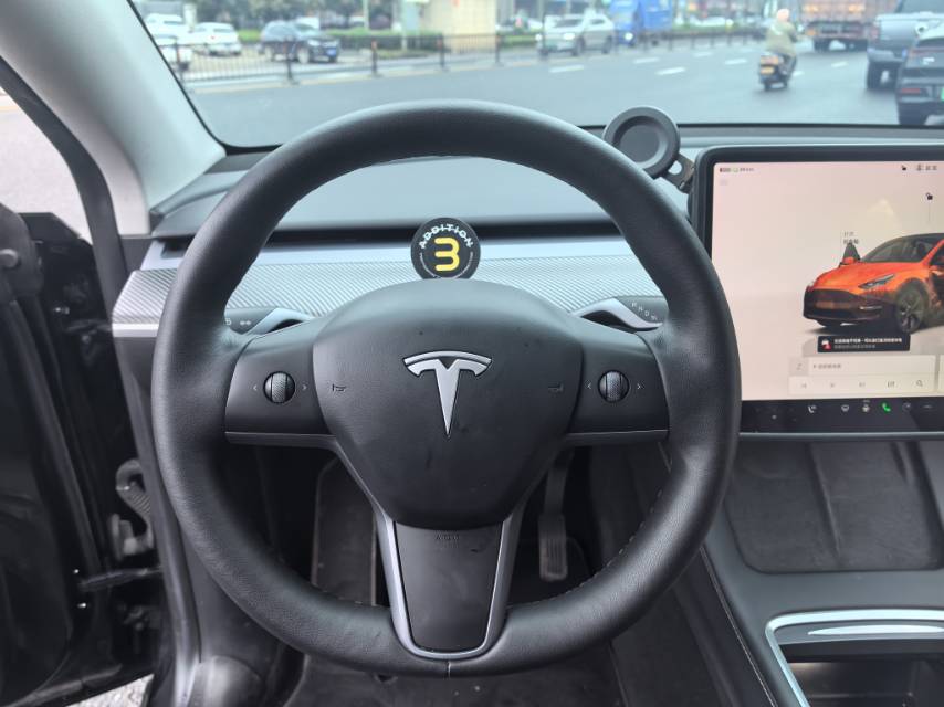 Tesla Model Y 2022 #10 Tesla Model Y 2022 car image #10