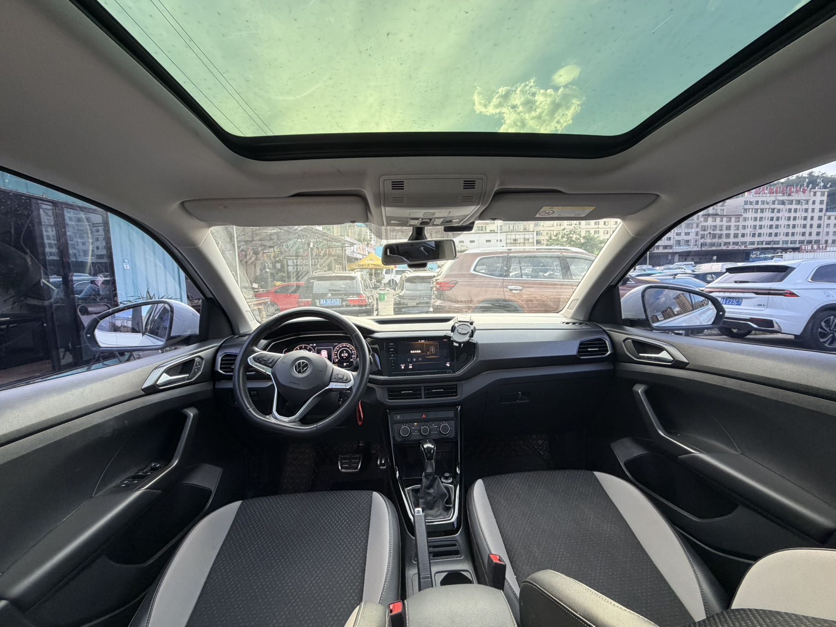 Volkswagen Tacqua 2021 car image #7