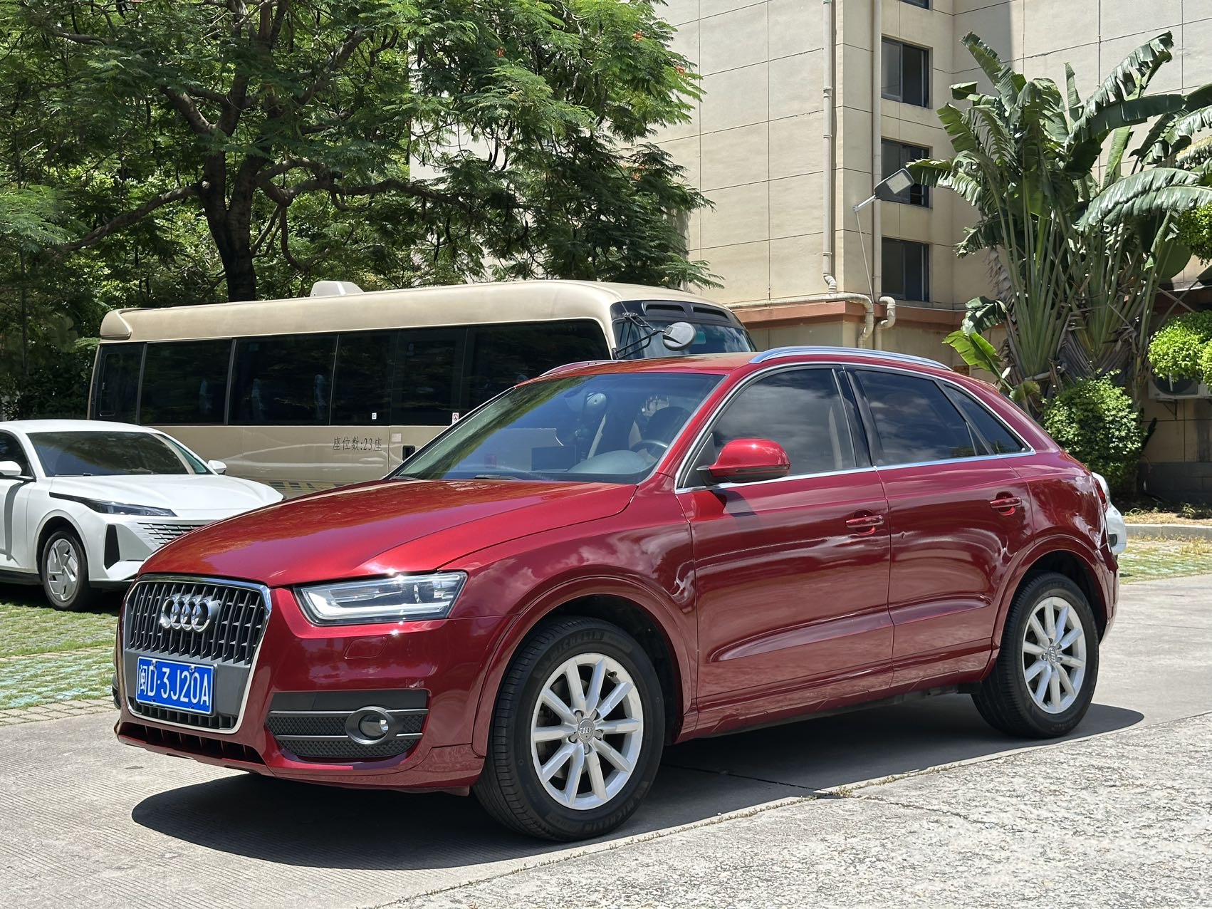 Audi Q3 2014 Audi Q3 2014 car image