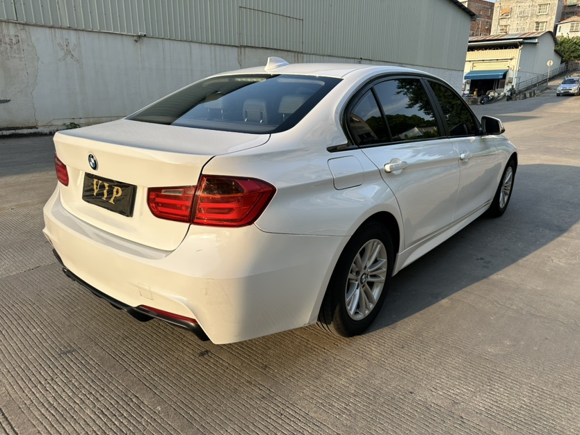 BMW 3 Series 2013 car image #8