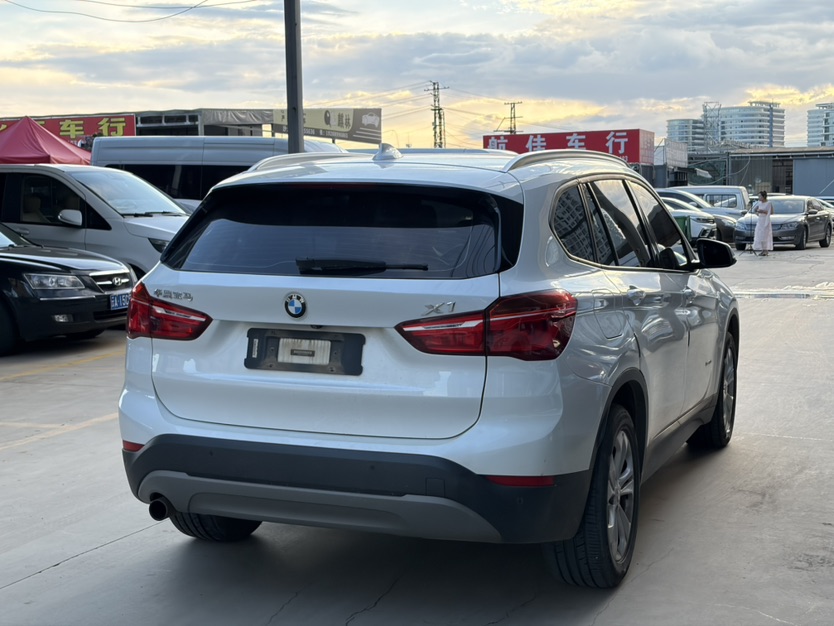 BMW X1 2017 #5 BMW X1 2017 car image #5