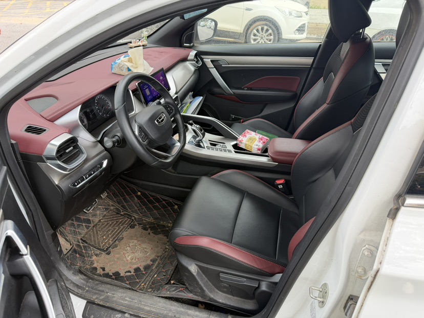 GEELY Coolray 2021 car image #4