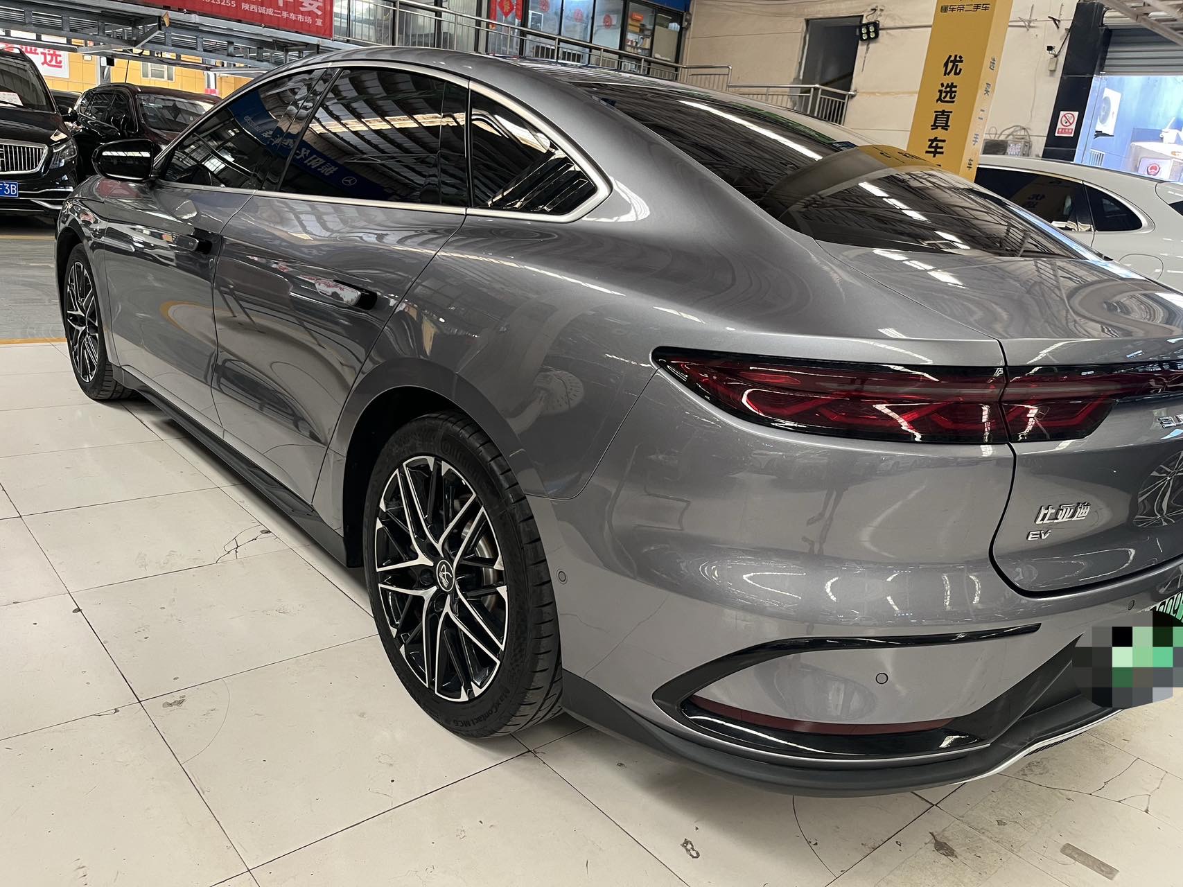 BYD Han 2025 car image #6