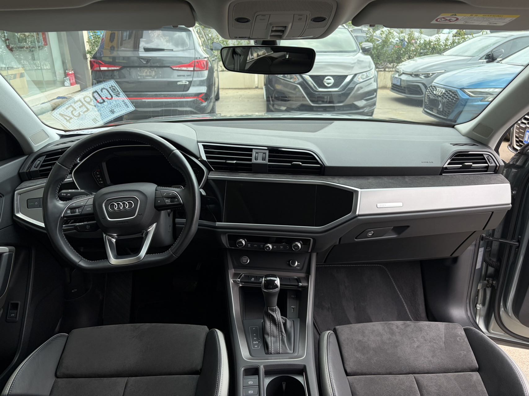 Audi Q3 2020 #8 Audi Q3 2020 car image #8