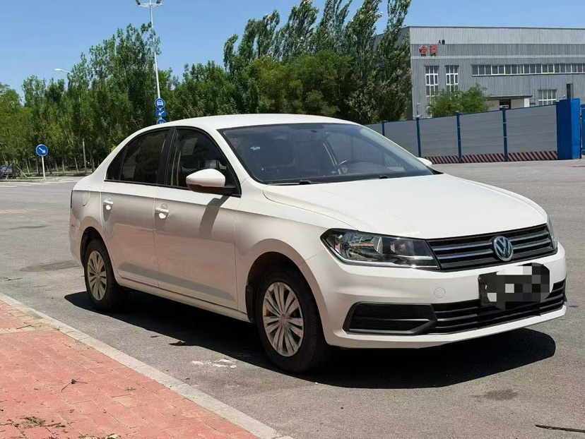 Volkswagen Santana 2018 car image #3