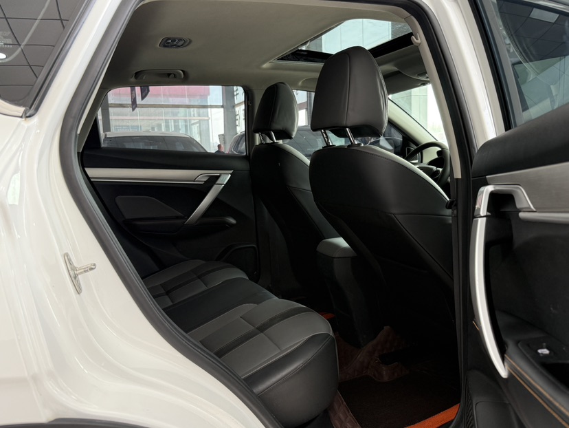 GEELY Coolray 2024 car image #5