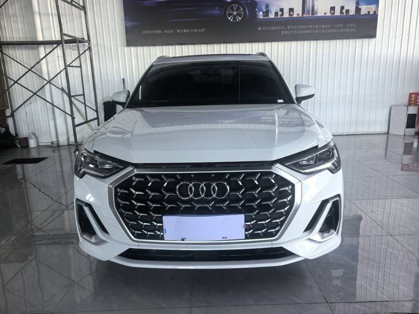 Audi Q3 2024 #2 Audi Q3 2024 car image #2