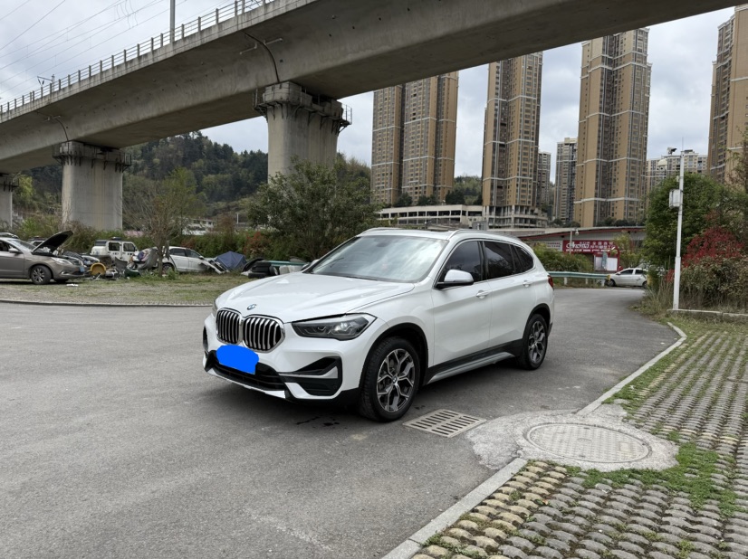 BMW X1 2021 car image 