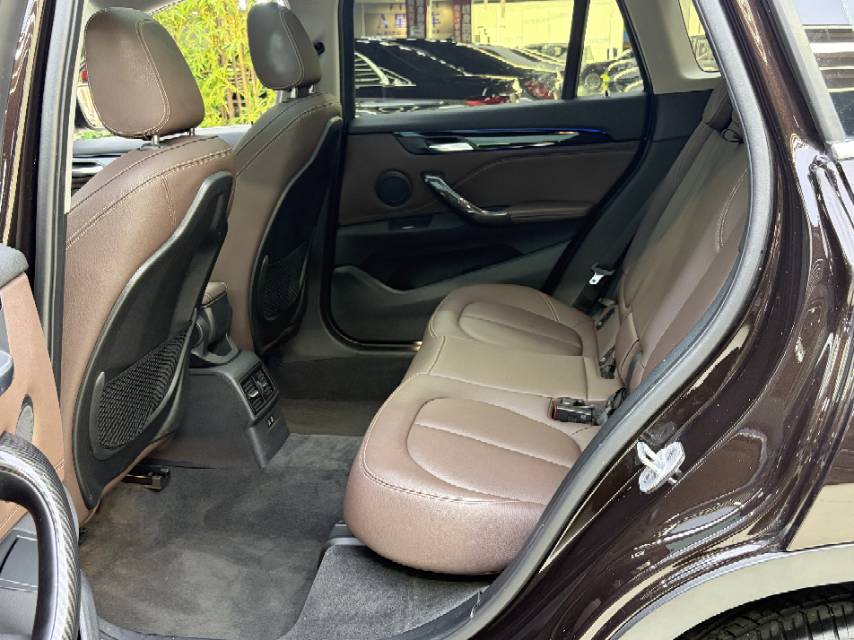 BMW X1 2020 #6 BMW X1 2020 car image #6