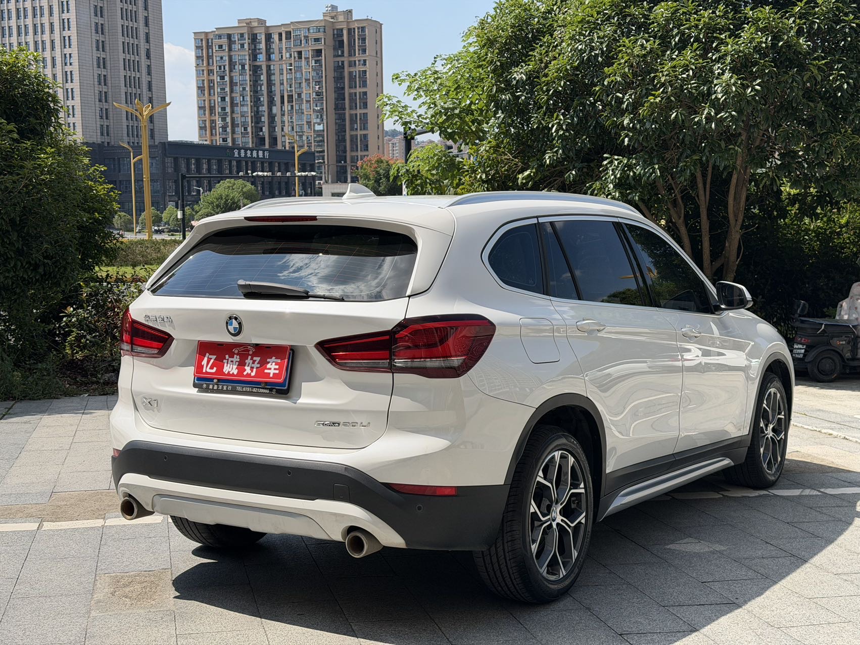 BMW X1 2021 car image #9