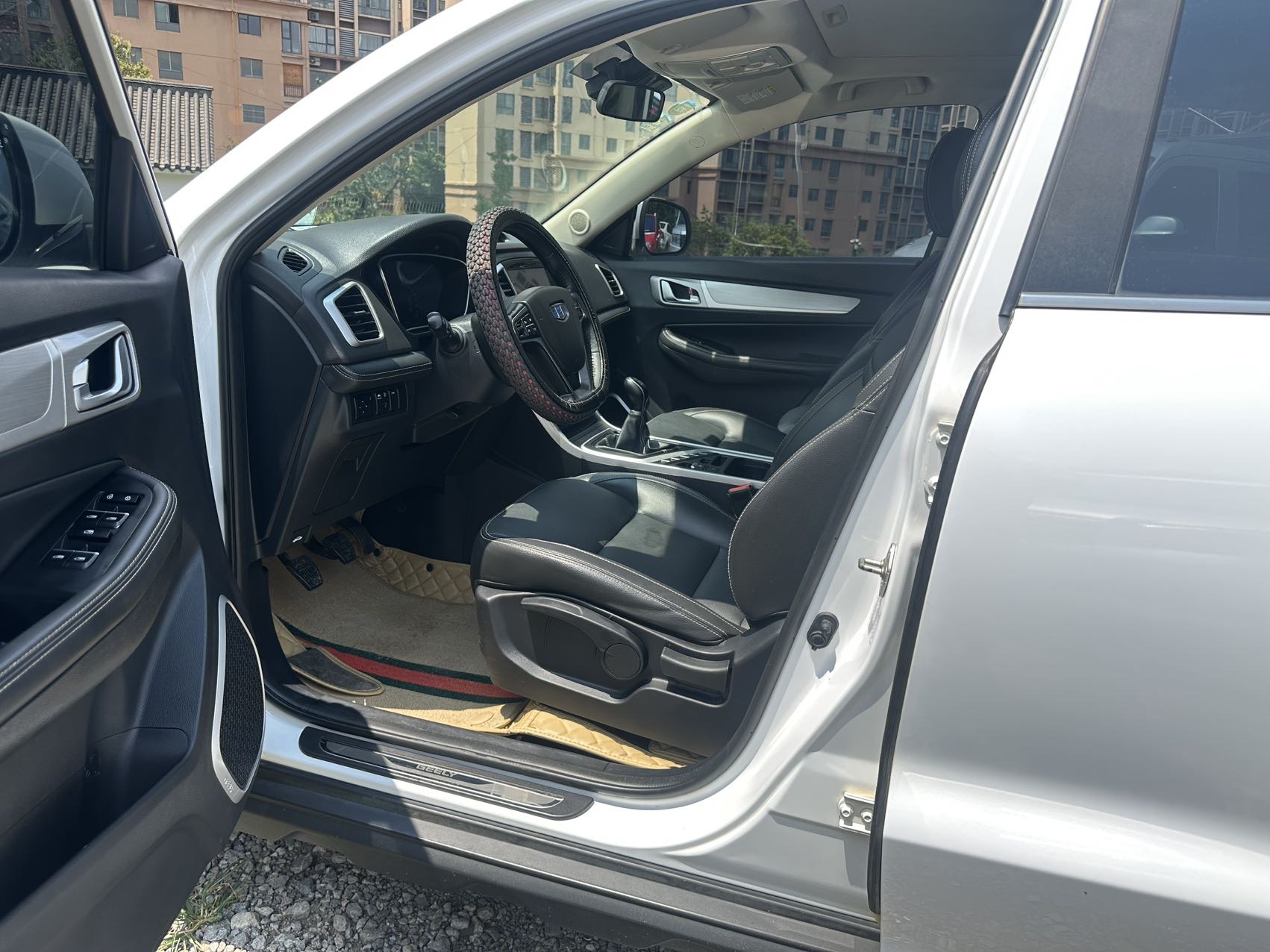 GEELY Vision X6 2020 #5 GEELY Vision X6 2020 car image #5