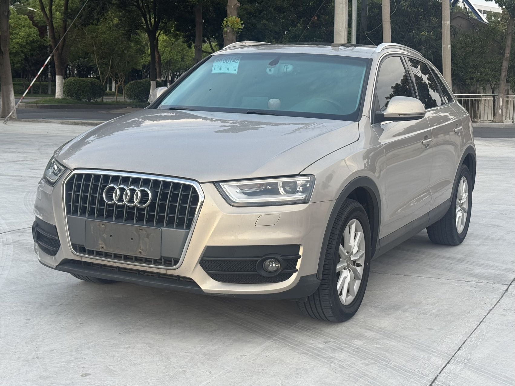 Audi Q3 2015 car image 