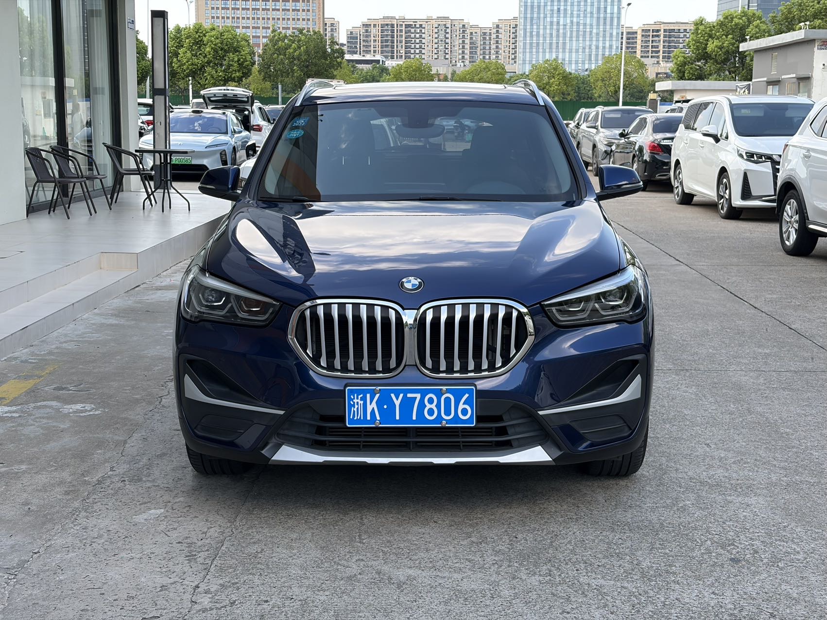 BMW X1 2020 car image 