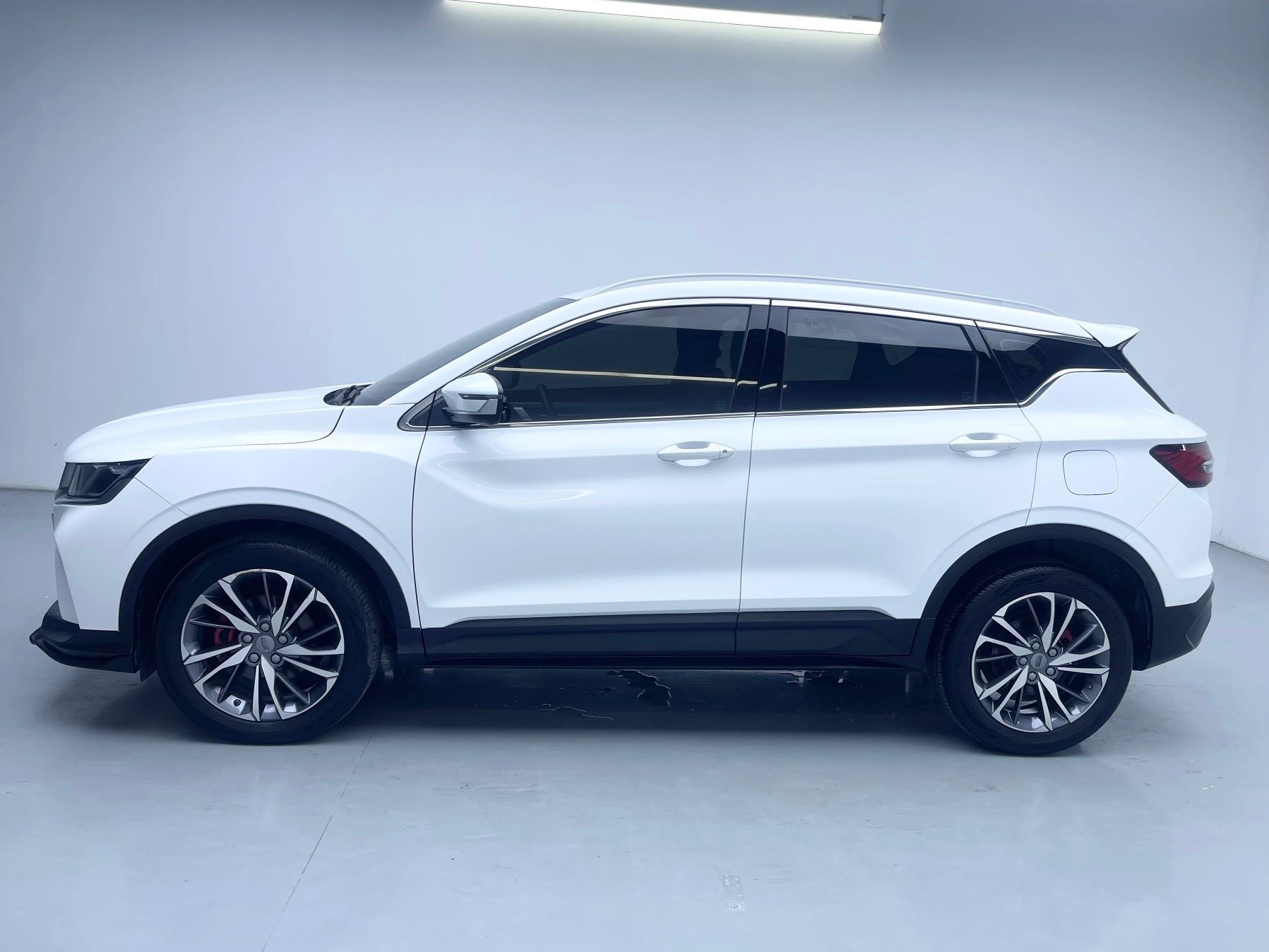 GEELY Coolray 2021 #5 GEELY Coolray 2021 car image #5