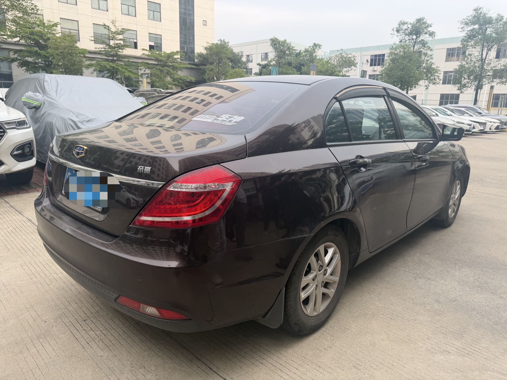 GEELY Emgrand 2016 car image #6
