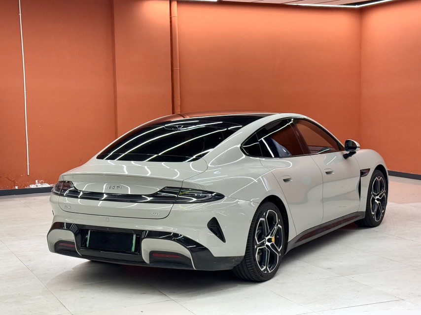 MI SU7 2025 car image #3