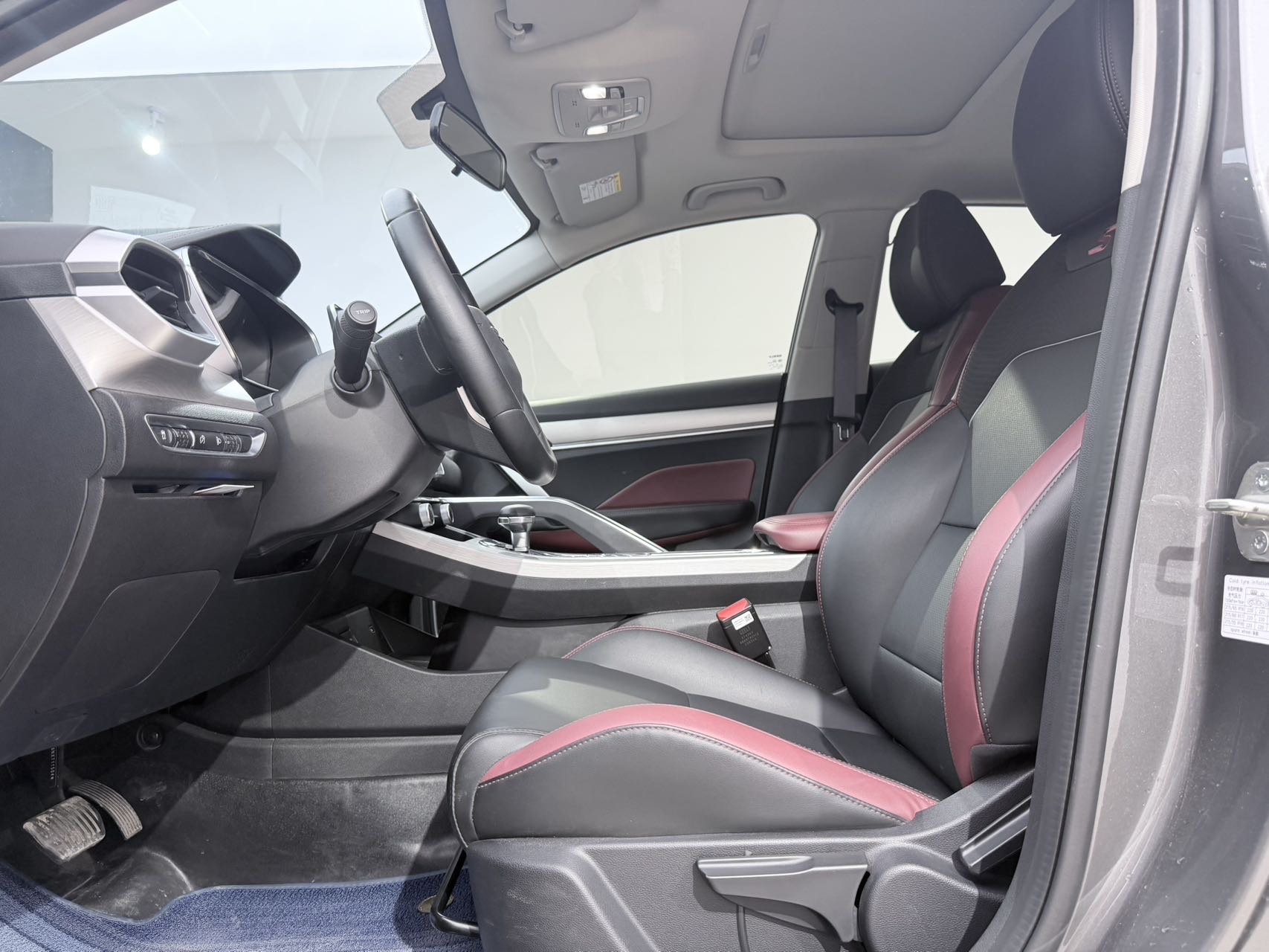 GEELY Coolray 2022 #7 GEELY Coolray 2022 car image #7