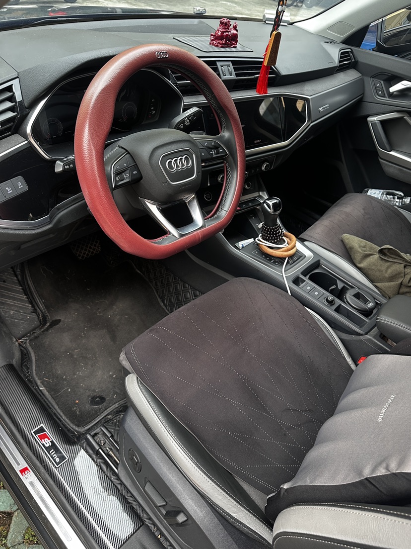 Audi Q3 2023 #5 Audi Q3 2023 car image #5