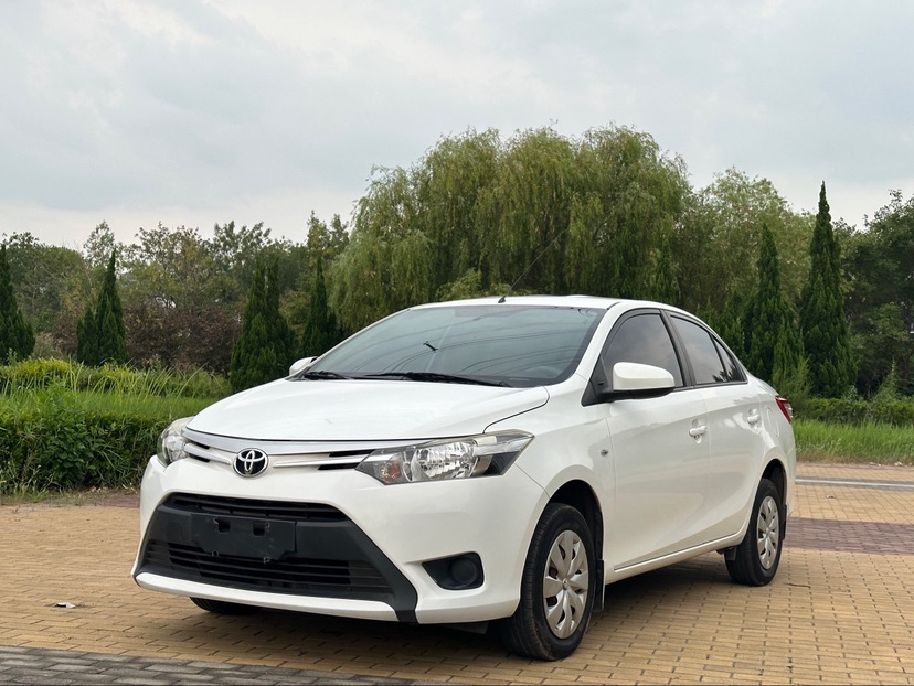 2014 2014 immagine di auto