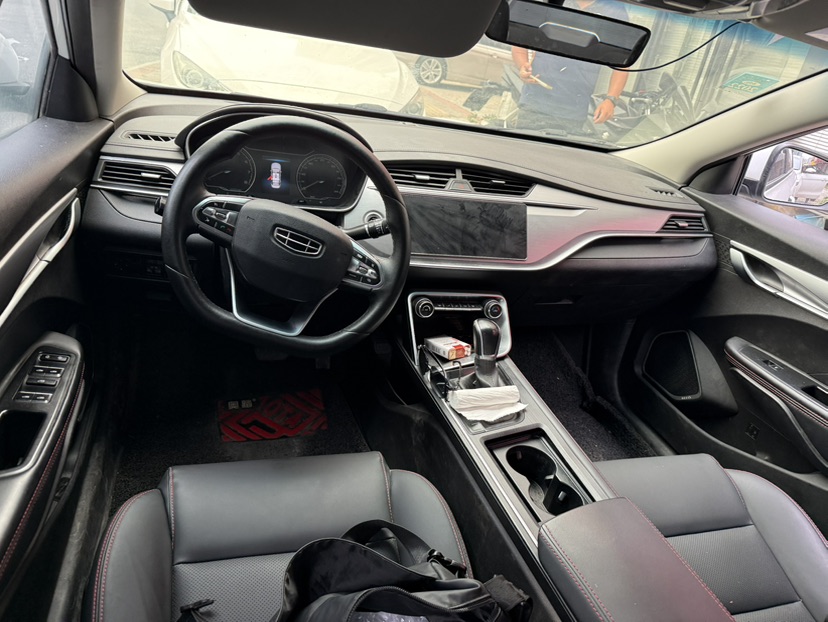 GEELY Binray 2020 car image #4