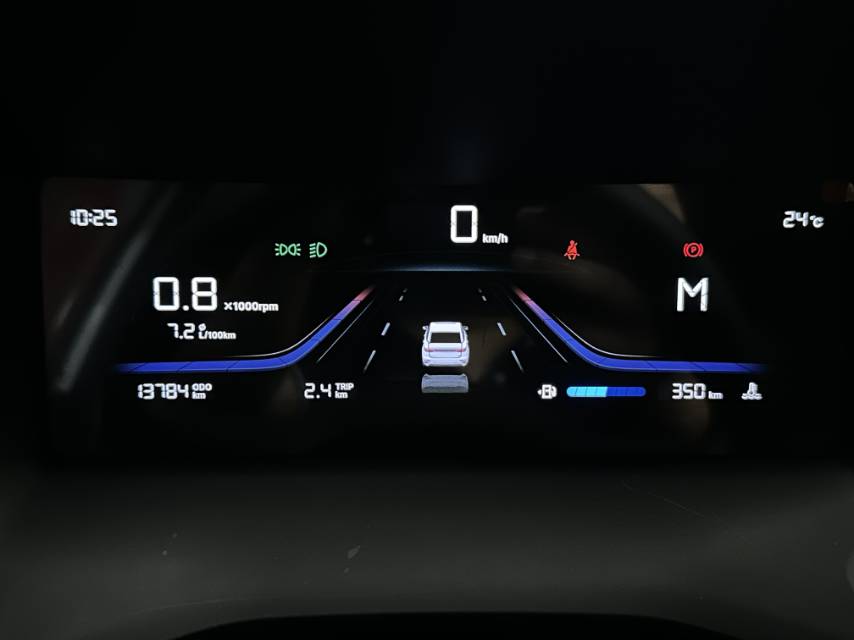 GEELY Emgrand 2025 #9 GEELY Emgrand 2025 car image #9