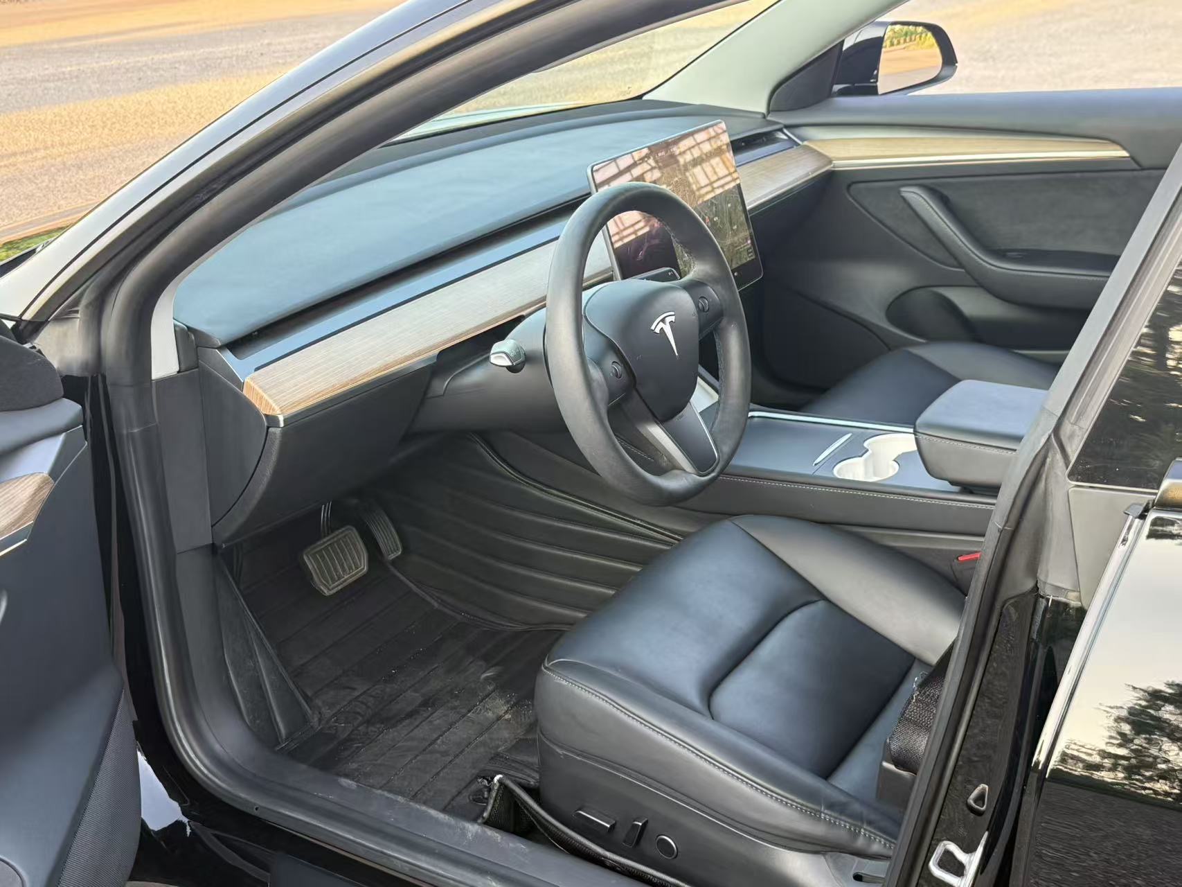 Tesla Model 3 2021 car image #4