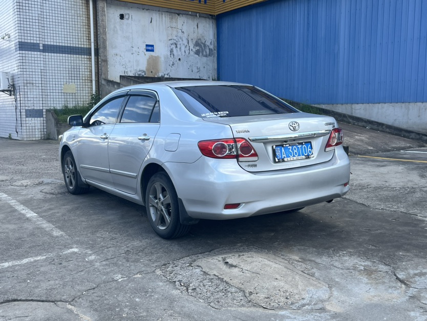 Toyota Corolla 2013 car image #6
