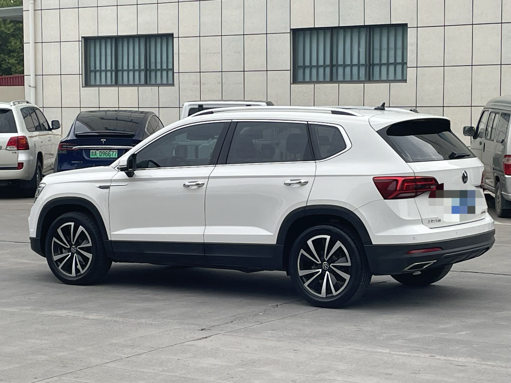 Volkswagen Tharu 2022 car image #6