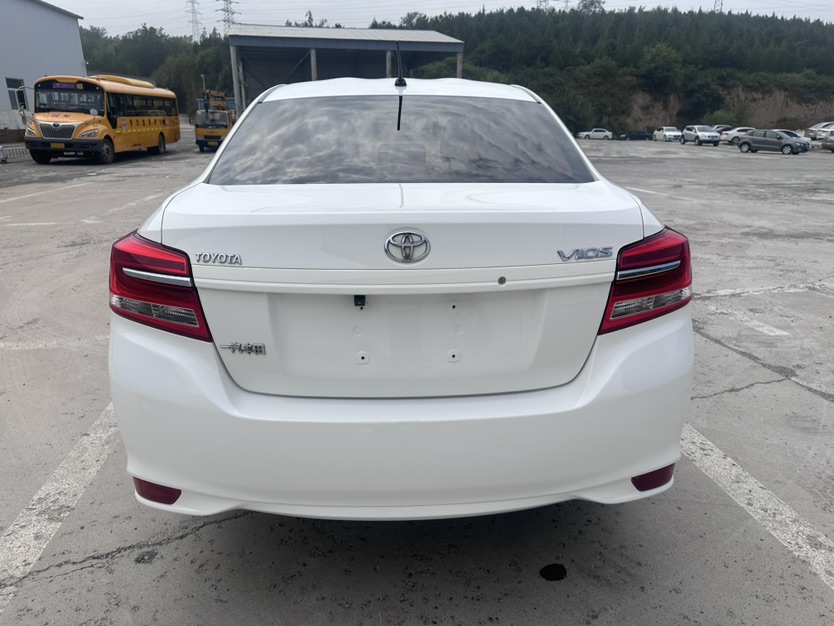 Toyota Vios 2016 car image #6