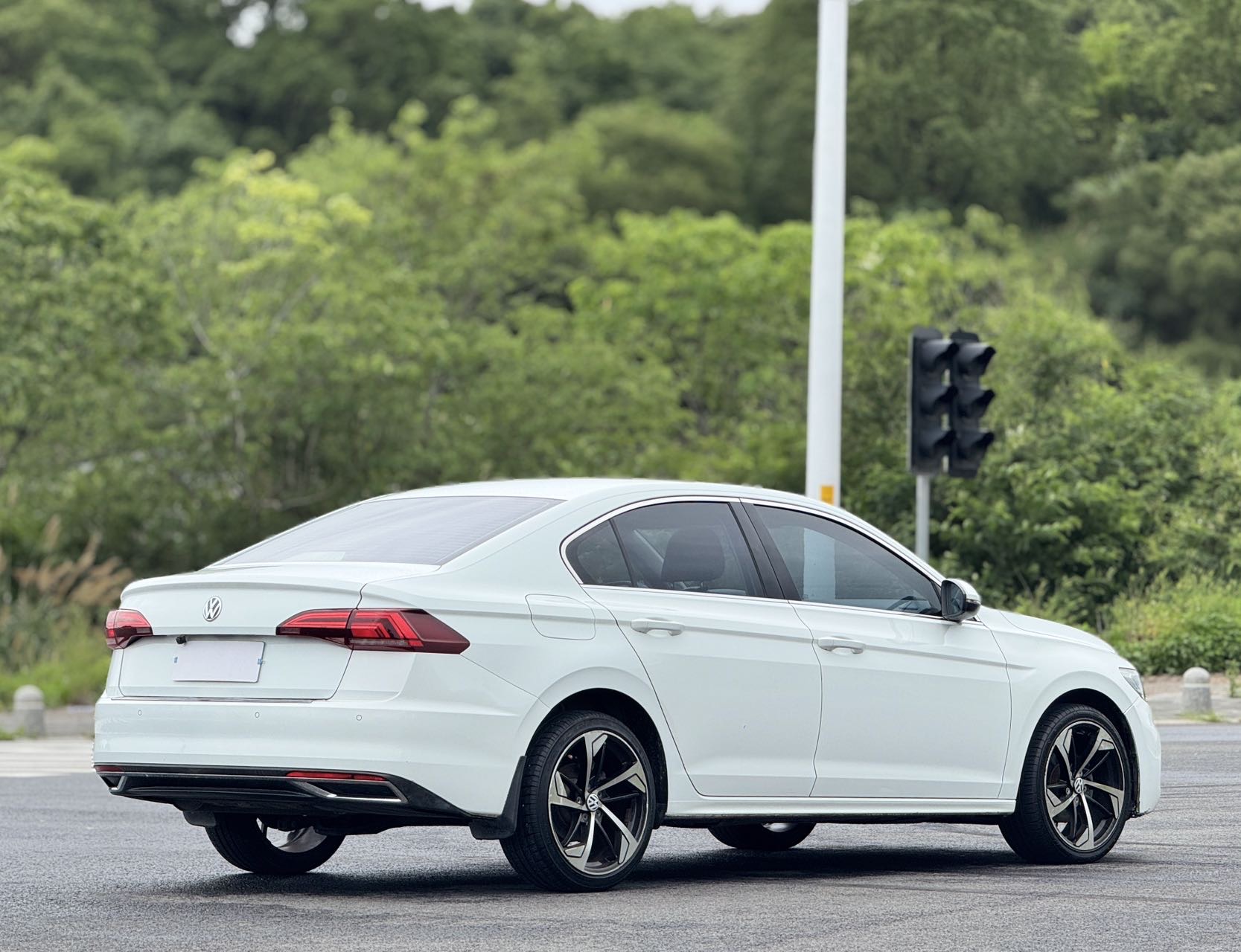 Volkswagen Bora 2018 car image #7
