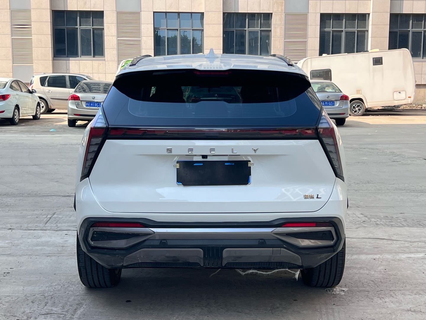 GEELY Boyue L 2024 صورة سيارة #8