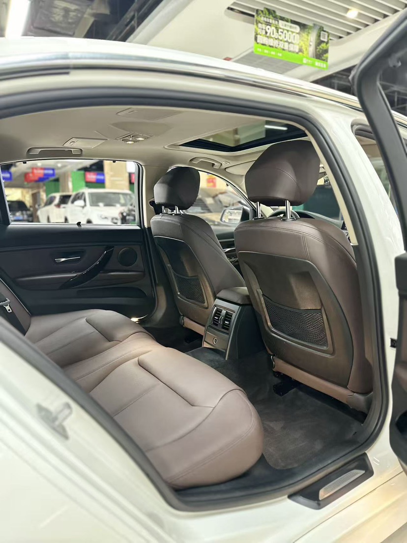 BMW 3 Series 2019 #5 BMW 3 Series 2019 car image #5