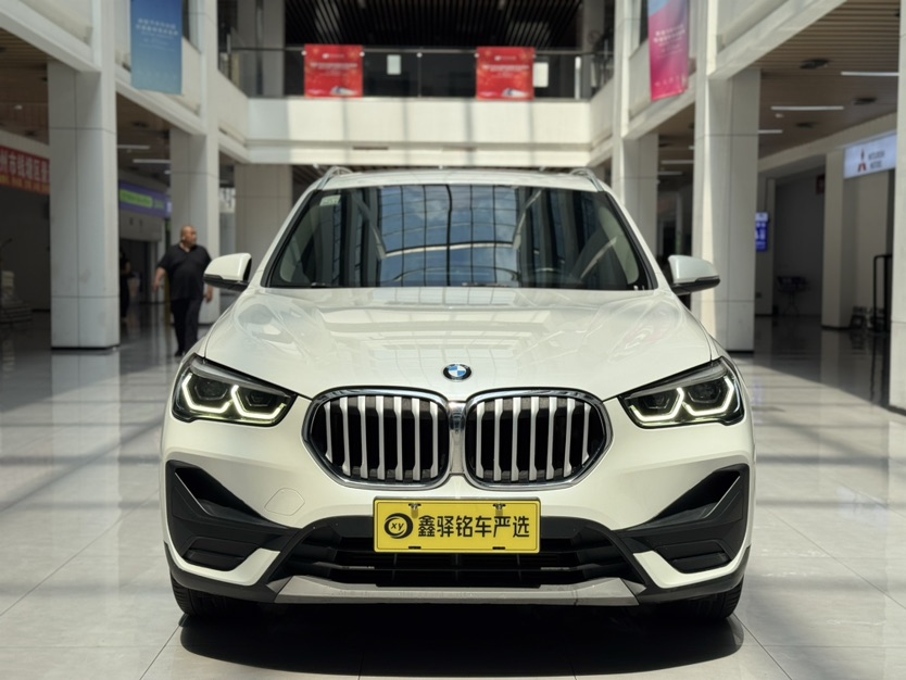 BMW X1 2021 car image #2