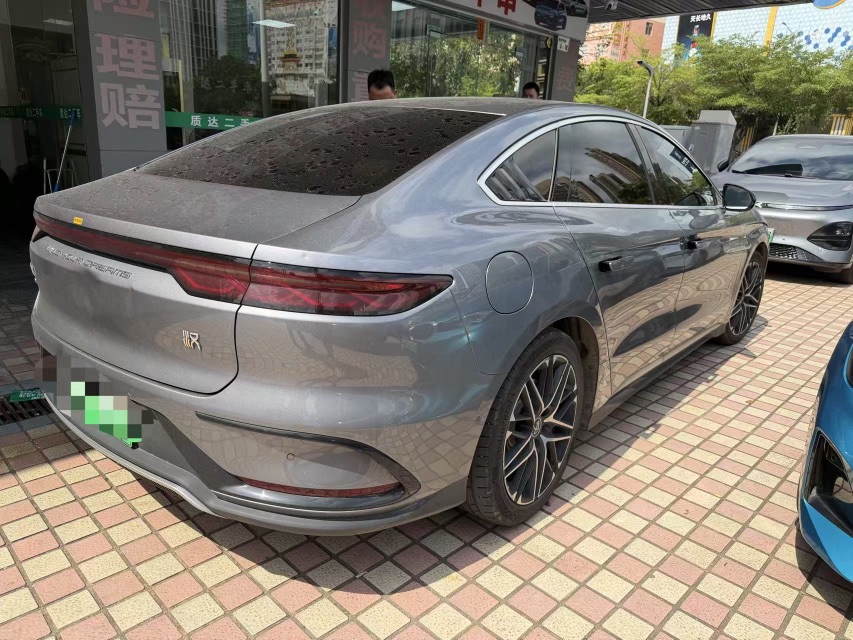 BYD Han 2025 #2 BYD Han 2025 car image #2
