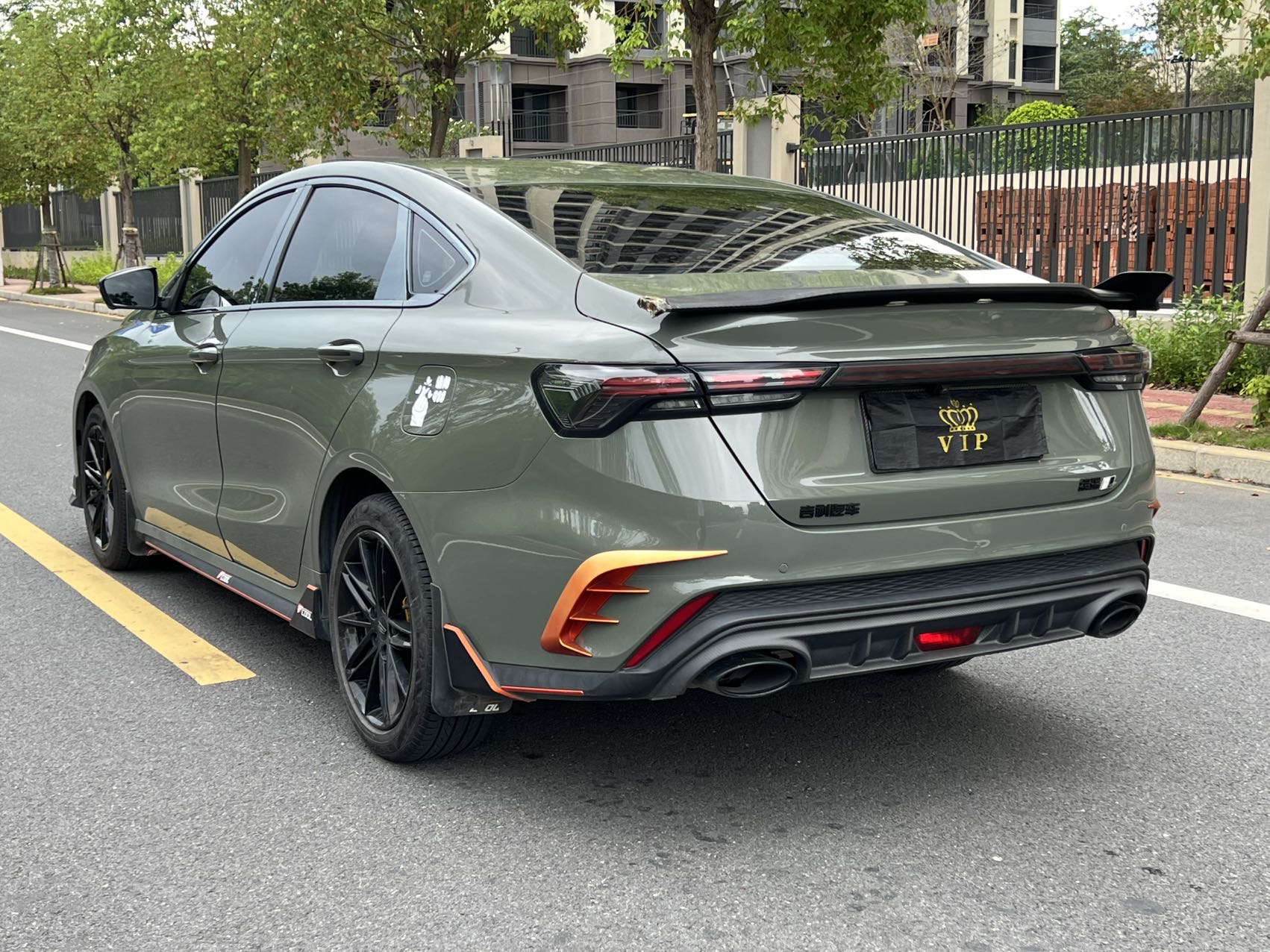 GEELY Binray 2022 car image #9