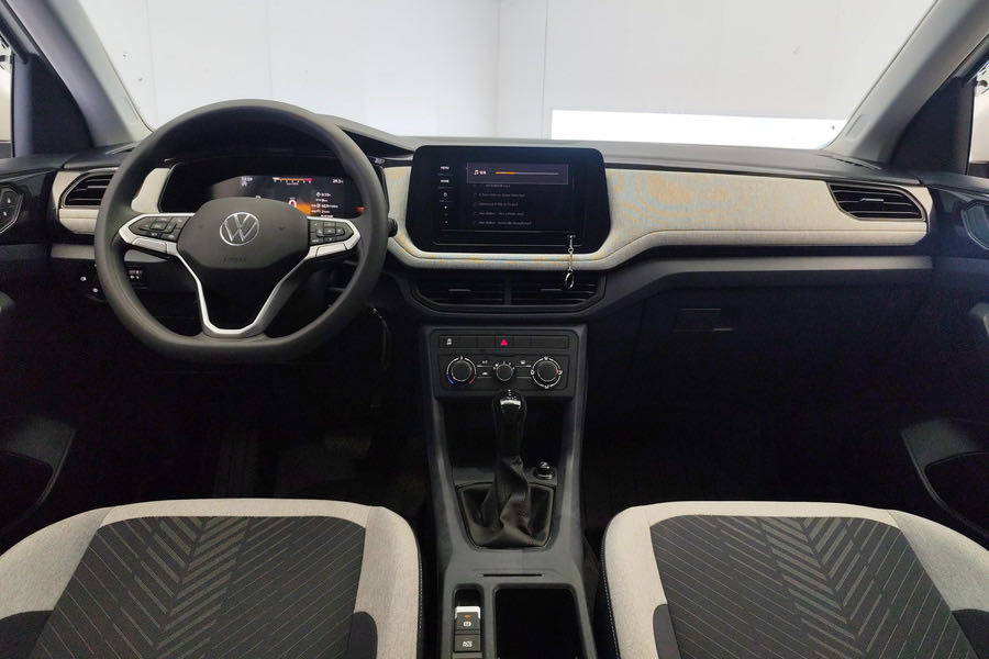 Volkswagen Tharu 2024 #3 Volkswagen Tharu 2024 car image #3