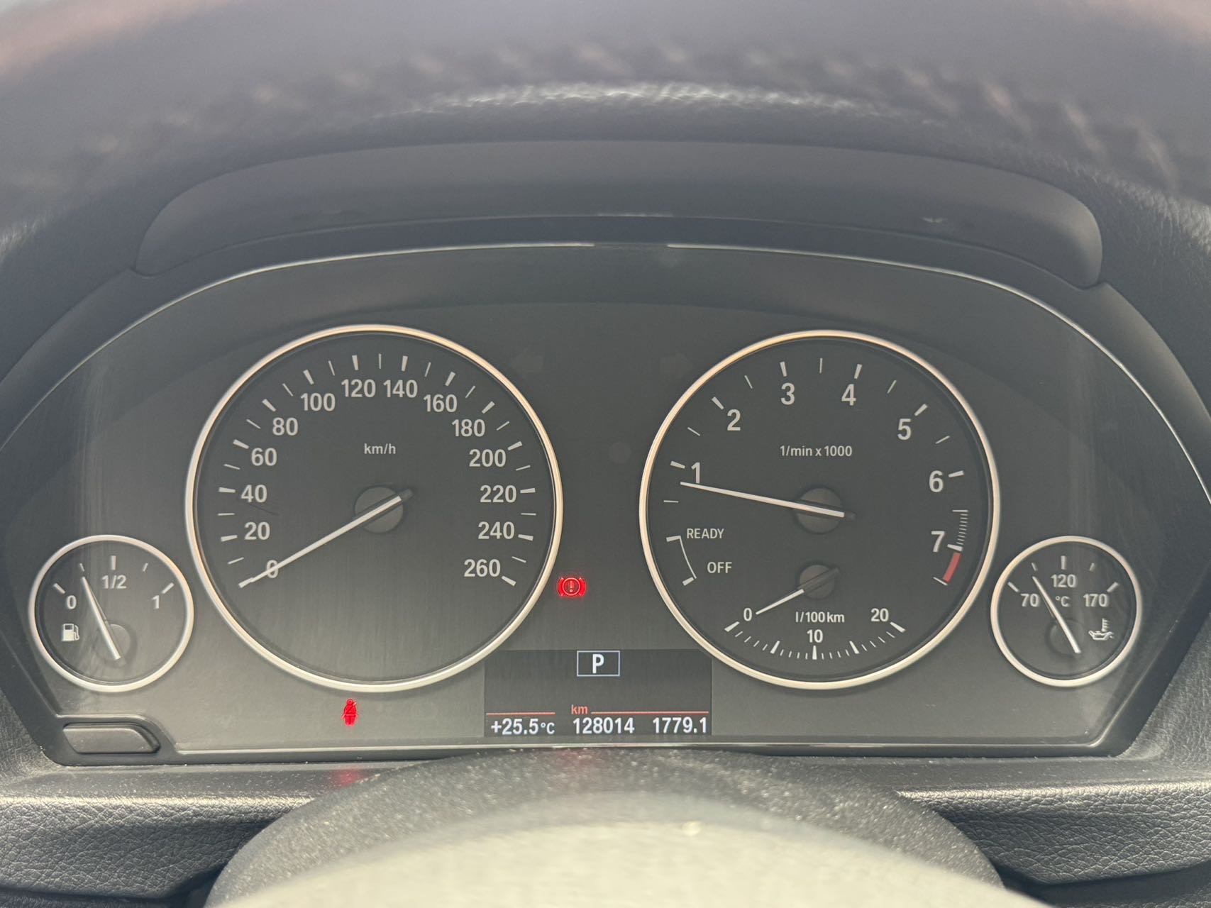BMW 3 Series 2017 car image #6