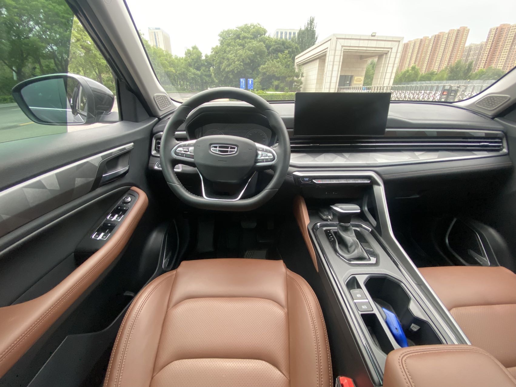 GEELY Vision X6 2022 car image #8